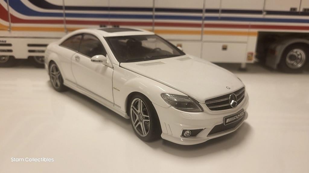 AUTOart Millennium Mercedes-Benz C216 CL63 AMG White, Hobby en Vrije tijd, Modelauto's | 1:18, Auto, Autoart, Ophalen of Verzenden