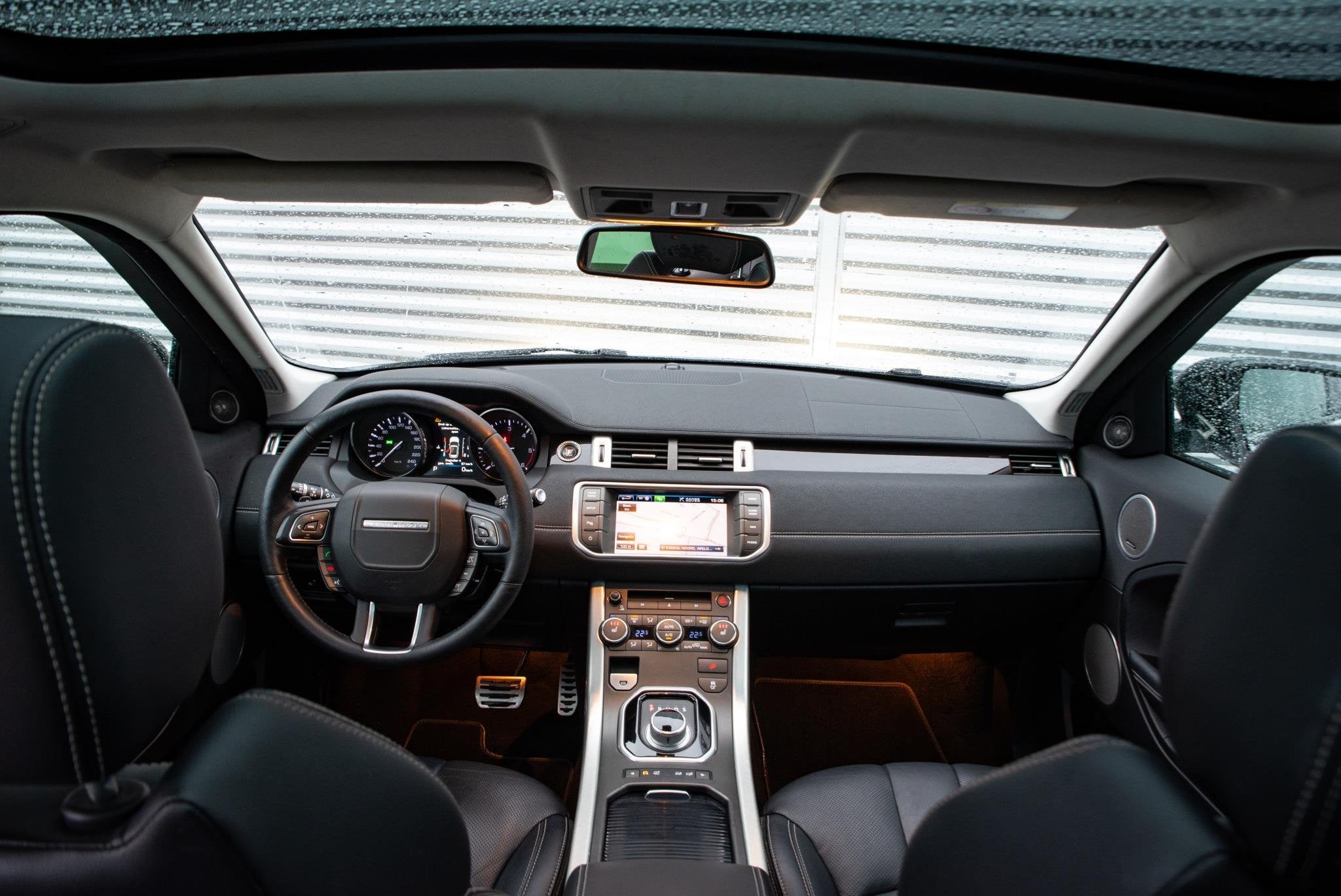 Land Rover Range Rover Evoque 2.2 SD4 4WD Prestige Dynamic P, Auto's, Automaat, Euro 5, Zwart, Wit