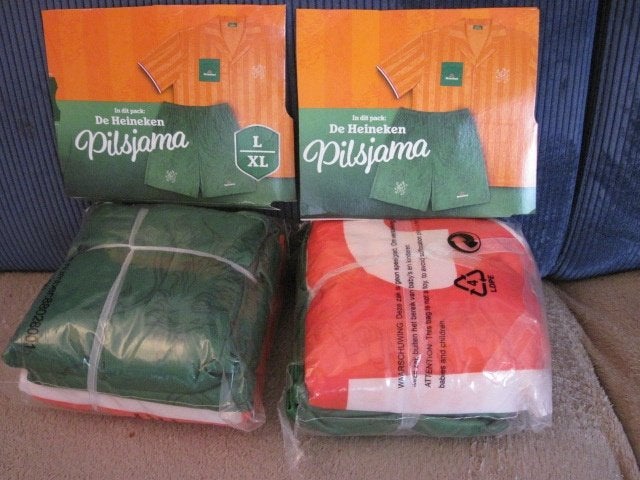 2 Keer Heineken Pilsjama - Limited Edition L/XL, Ophalen of Verzenden, Nieuw, Kleding, Heineken