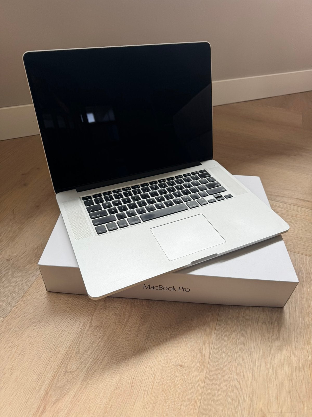MacBook Pro Retina 15-inch (Mid 2015) | Intel i7, Computers en Software, MacBook Pro, 2 tot 3 Ghz, 512 GB, Ophalen of Verzenden