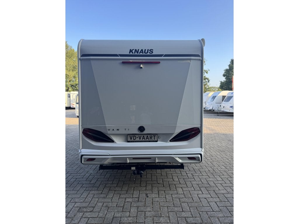 Caravans And Camping Knaus