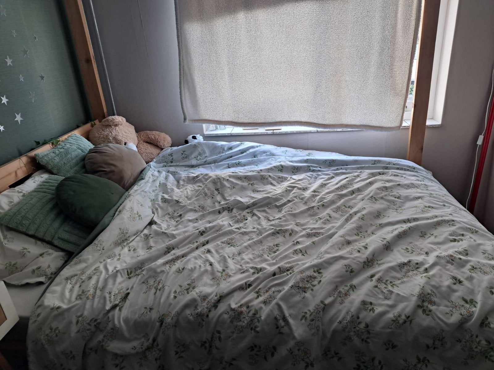 Houten hemelbed 140x200 cm.  moet weg!!, Huis en Inrichting, Ophalen, Gebruikt, Tweepersoons, Hout