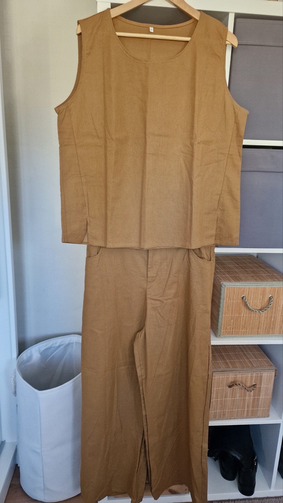 LINNEN SET TAUPE, 44/46 NIEUW, Ophalen of Verzenden, Nieuw, Maat 42/44 (L), Lang