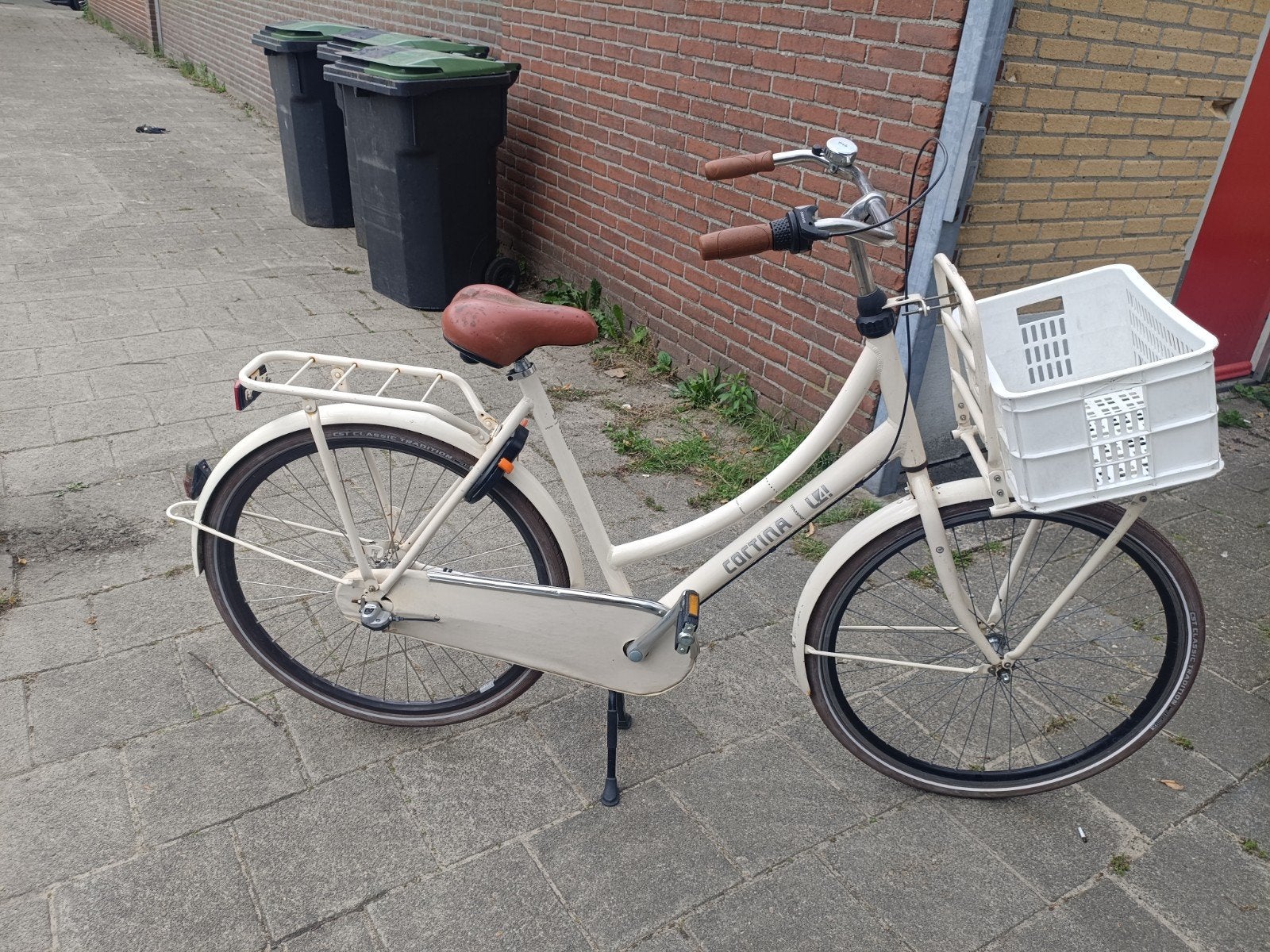 Cortina u4 28inch 3versnellingen terugtraprem 57cm frame, Fietsen en Brommers, Fietsen | Meisjes, Ophalen, 26 inch of meer, Versnellingen