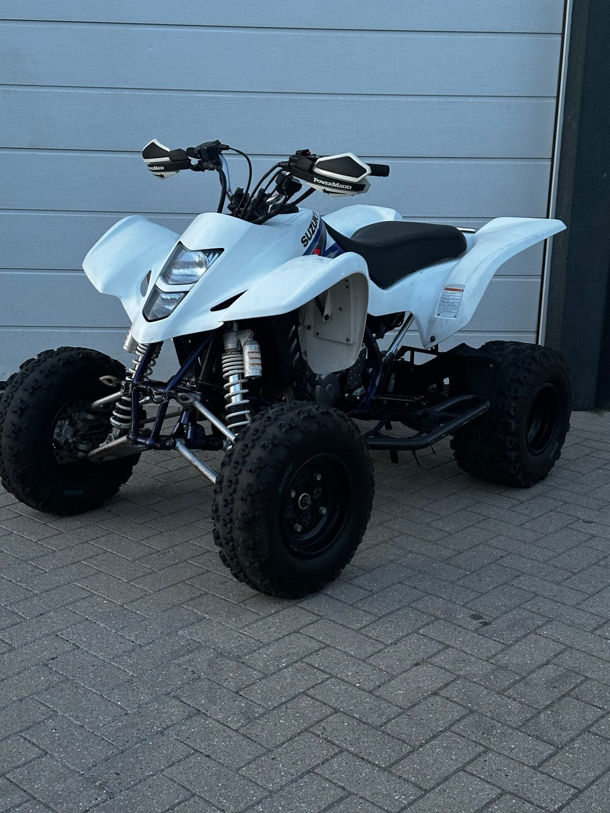 Suzuki Ltz 400 ak 47 Quad, Ophalen
