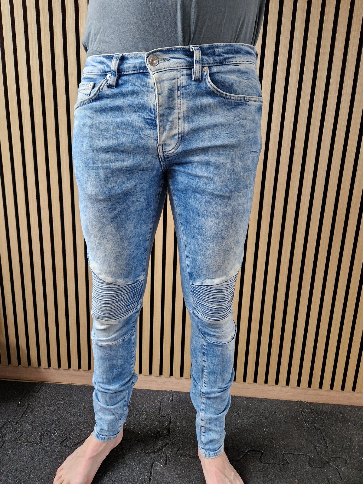 Stijlvolle Chasin' skinny jeans met biker details Maat 32/34, Onbekend, Blauw, W32 (confectie 46) of kleiner, Ophalen of Verzenden