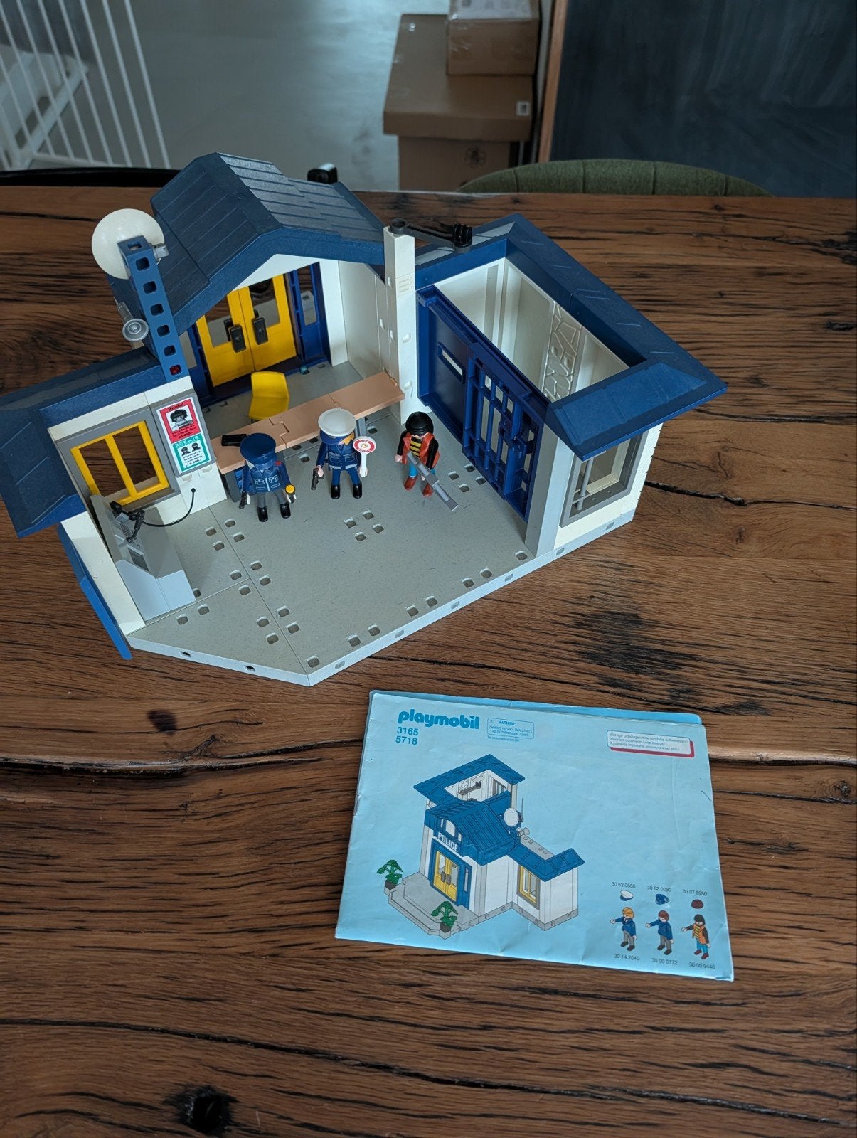Playmobil Politiebureau 5718 met Figuren en Accessoires, Gebouw, Complete set, Ophalen of Verzenden, Zo goed als nieuw