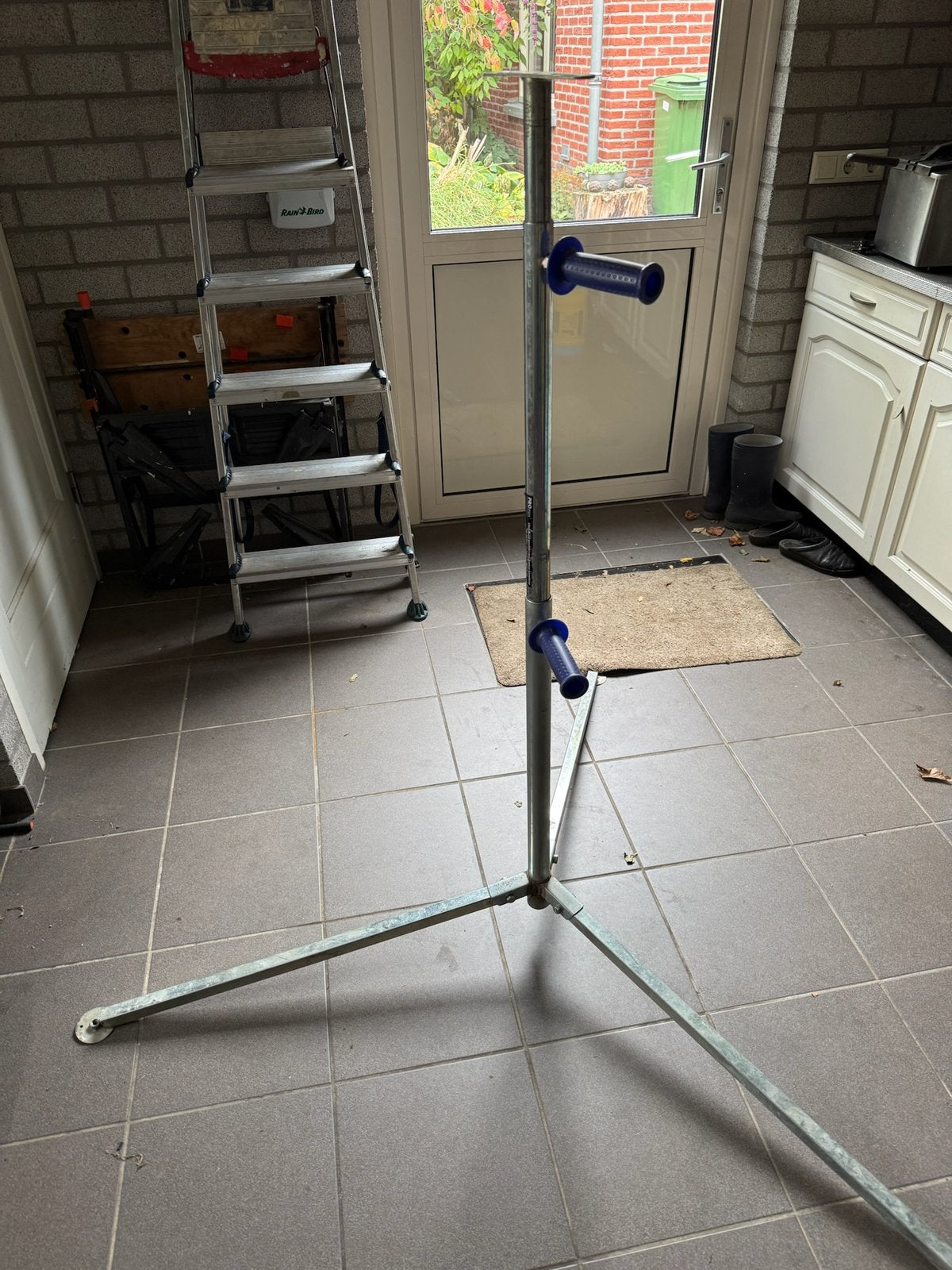 Driepootstatief Bouwlamp - verstelbaar, Ophalen, Gebruikt, Minder dan 50 watt, Overige typen