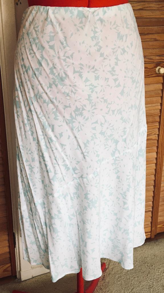 Marks & Spencer turquoise/wit rok maat 48, Overige kleuren, Marks & Spencer, Maat 46/48 (XL) of groter, Ophalen of Verzenden