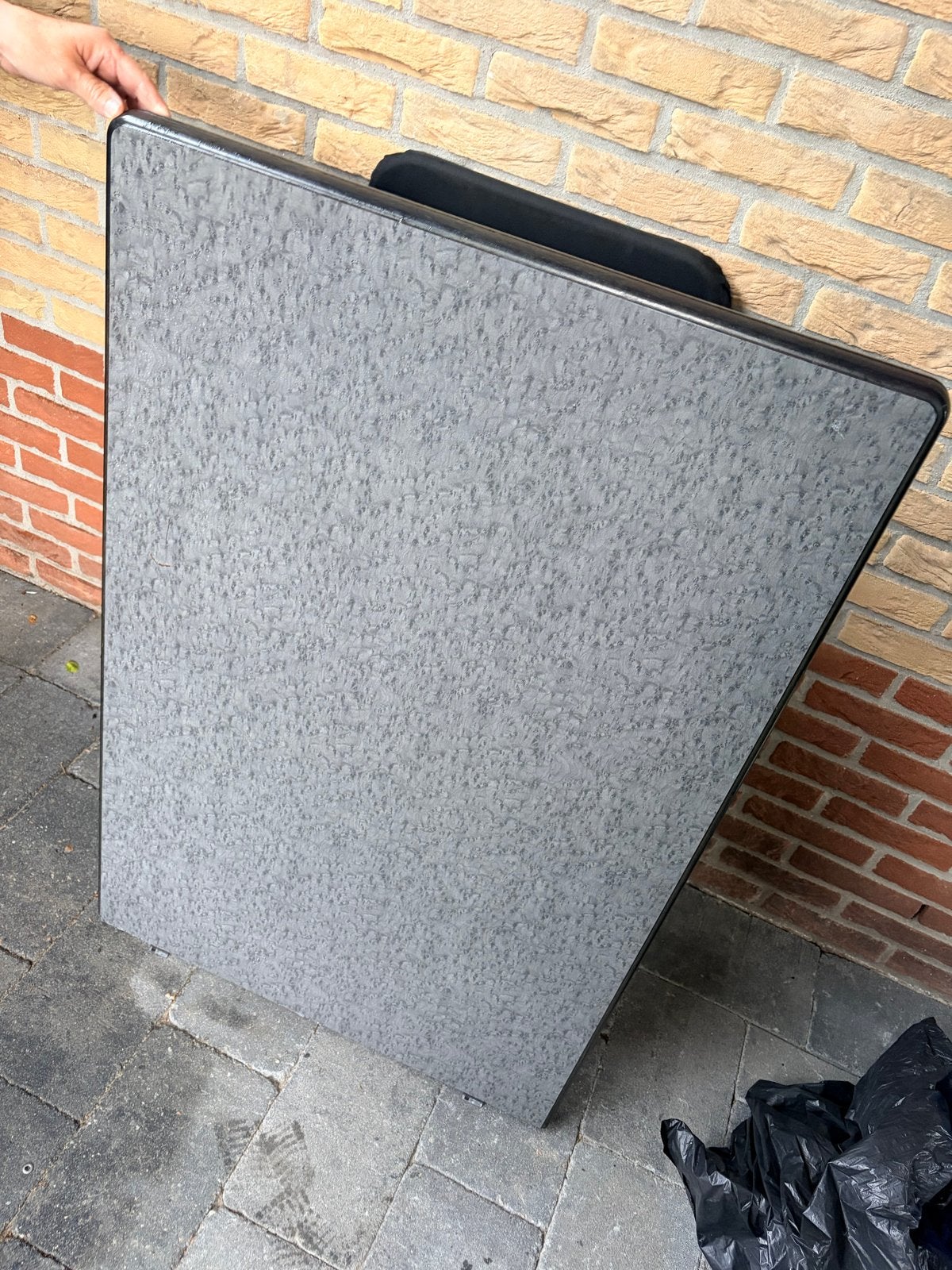 Caravantafel met beschadigd blad, Ophalen, Gebruikt