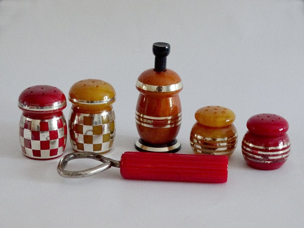 Mooie set Bakeliet Catalin Peper & Zout Stellen Flesopener, Antiek en Kunst, Verzenden