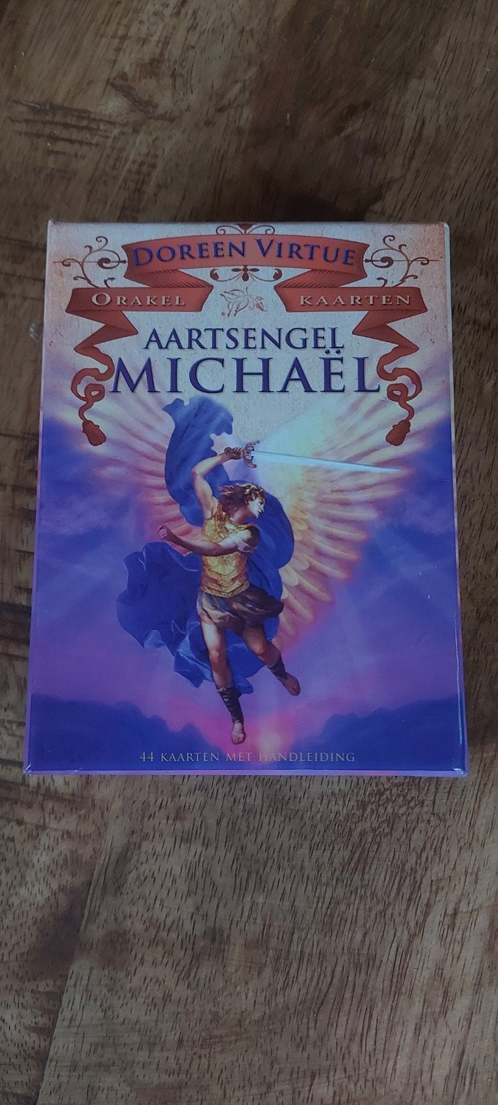 Aartsengel Michaël Orakelkaarten - Doreen Virtue, Boeken, Spiritualiteit algemeen, Overige typen, Ophalen of Verzenden, Zo goed als nieuw