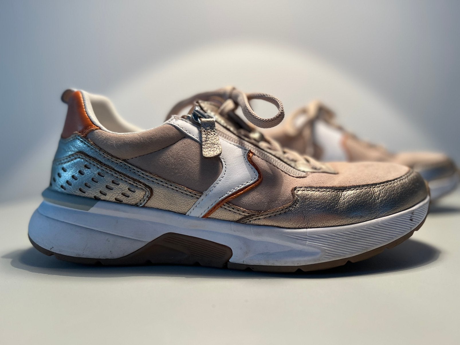 Damesschoenen van het merk Gabor. Maat 41 (7 1/2)., Ophalen, Overige kleuren, Sneakers of Gympen, Zo goed als nieuw