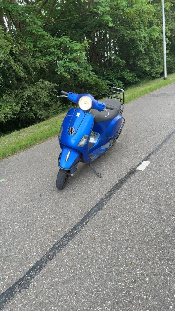 Vespa lx-50, met begrenzer! Ruilen mogelijk!, Ophalen, Zo goed als nieuw, Benzine, Overige modellen