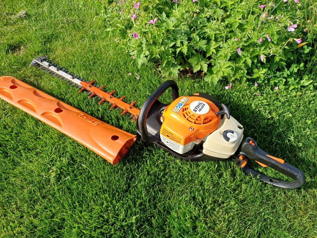 Stihl HS82R Heggenschaar 60cm - Geslepen & Nieuwe Filters, Ophalen of Verzenden, Zo goed als nieuw, Benzine, Stihl