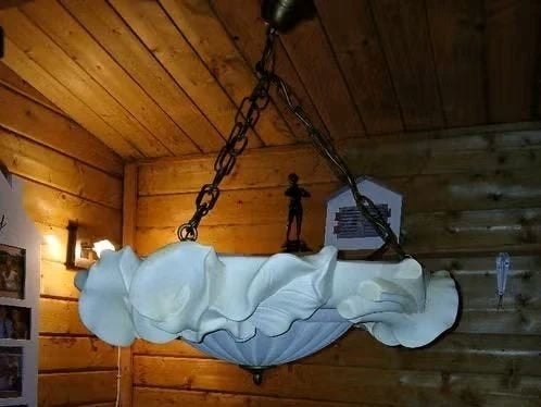 Hanglamp / Schaallamp met Elegante Calla Lelie Bloemenrand, Huis en Inrichting, Lampen | Hanglampen, Ophalen of Verzenden, Zo goed als nieuw