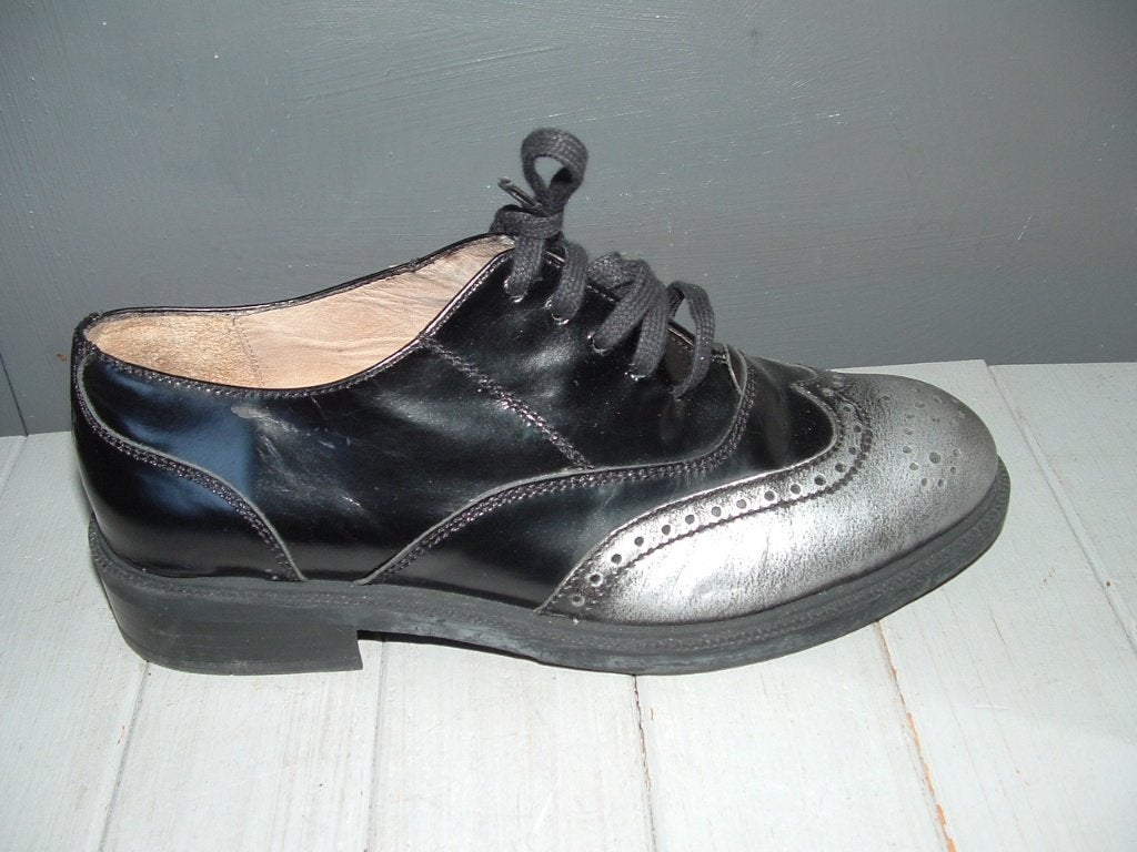 Unisa zilver-zwarte veterschoenen maat 37, Kleding | Dames, Schoenen, Schoenen met lage hakken, Zwart, Ophalen of Verzenden, Zo goed als nieuw