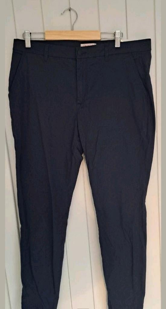 Nieuwe Only Paris Chino Broek - Maat 42/32, Kleding | Dames, Broeken en Pantalons, Nieuw, Maat 42/44 (L), Blauw, Lang, Ophalen of Verzenden