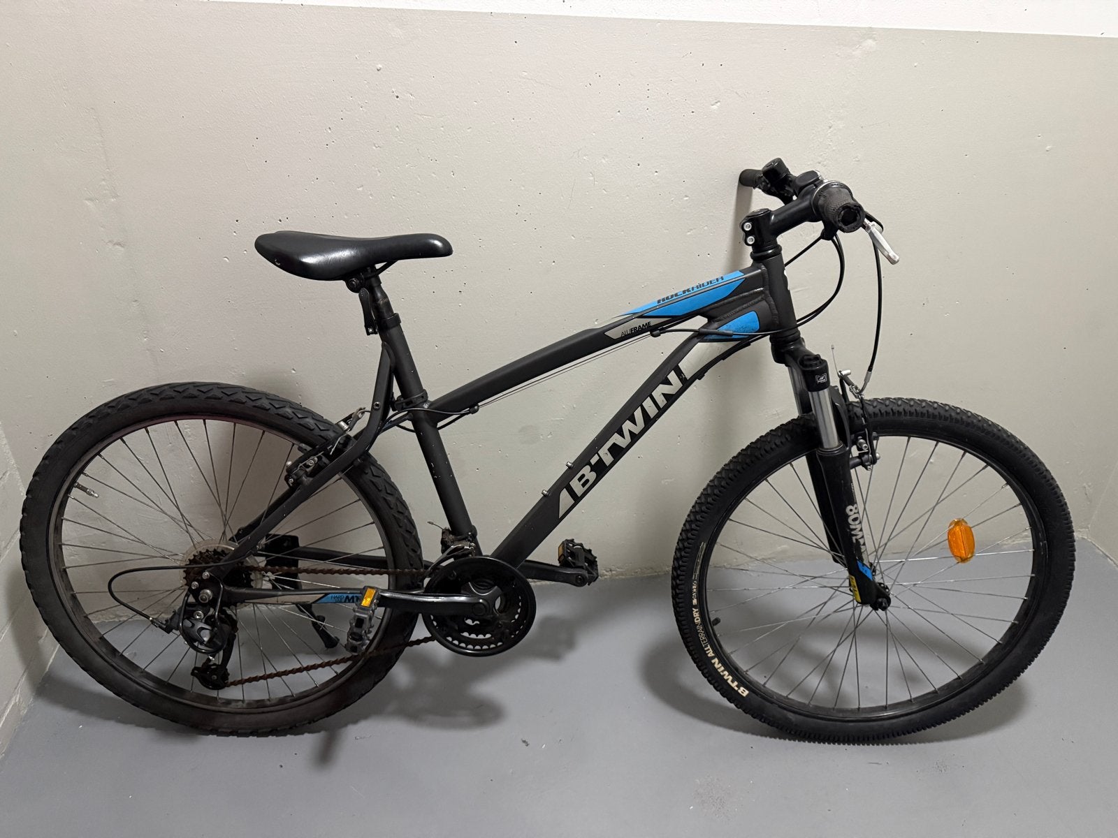B'TWIN Rockrider 300 Mountainbike - Zwart/Blauw, Overige merken, Gebruikt, Hardtail, 49 tot 53 cm