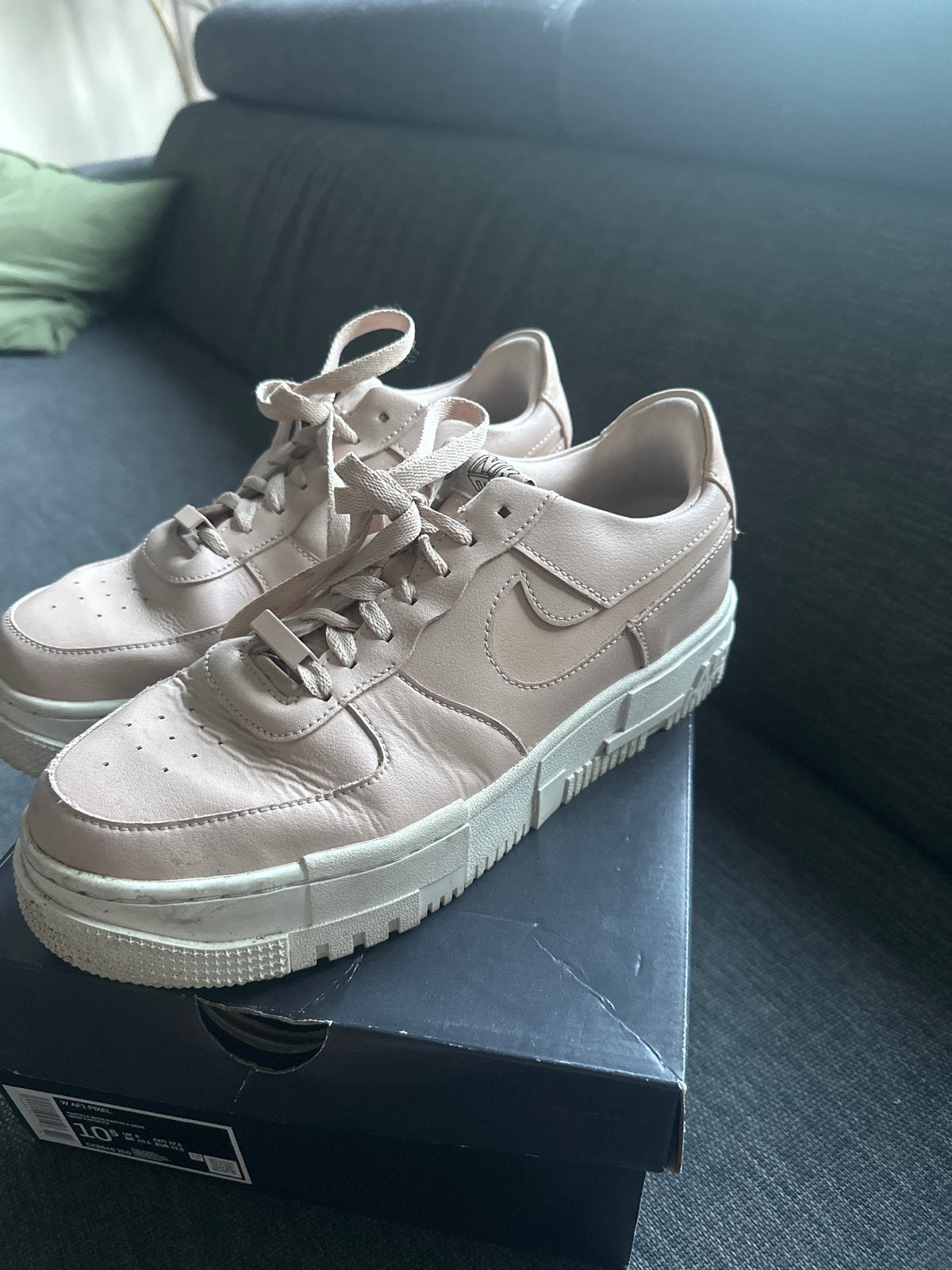 Nike Air Force 1 Pixel -licht  roze sneakers (maat 42.5), Ophalen of Verzenden, Zo goed als nieuw, Roze, Sneakers of Gympen