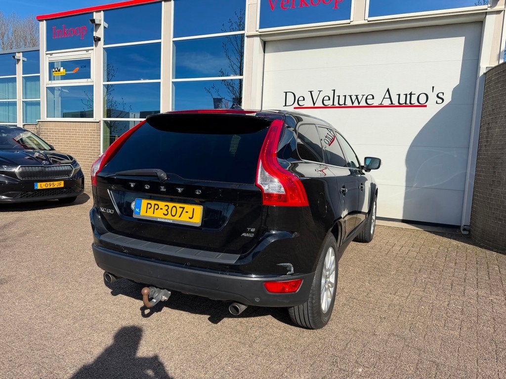 Volvo XC60 3.0 T6 AWD|Trekhaak|Pano|Leder|Memory|Camera|, Auto's, Volvo, Automaat, Euro 5, Gebruikt, 2000 kg