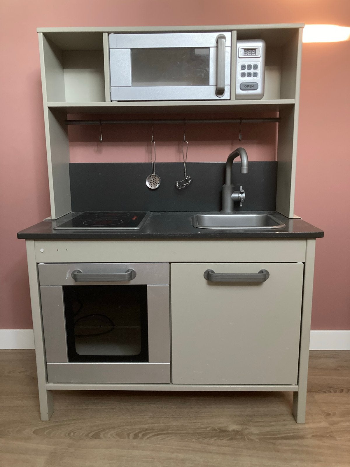Complete kinderkeuken in natuurkleuren met accessoires, Ophalen, Zo goed als nieuw, Hout, Speelkeuken