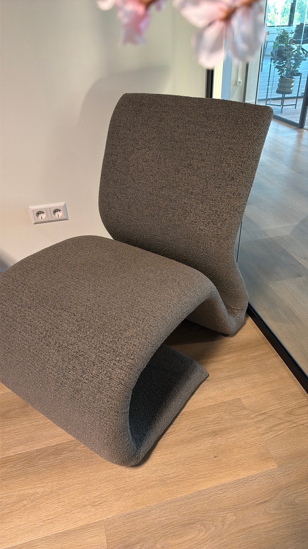 Loungestoel design, Ophalen, Zo goed als nieuw, 50 tot 75 cm