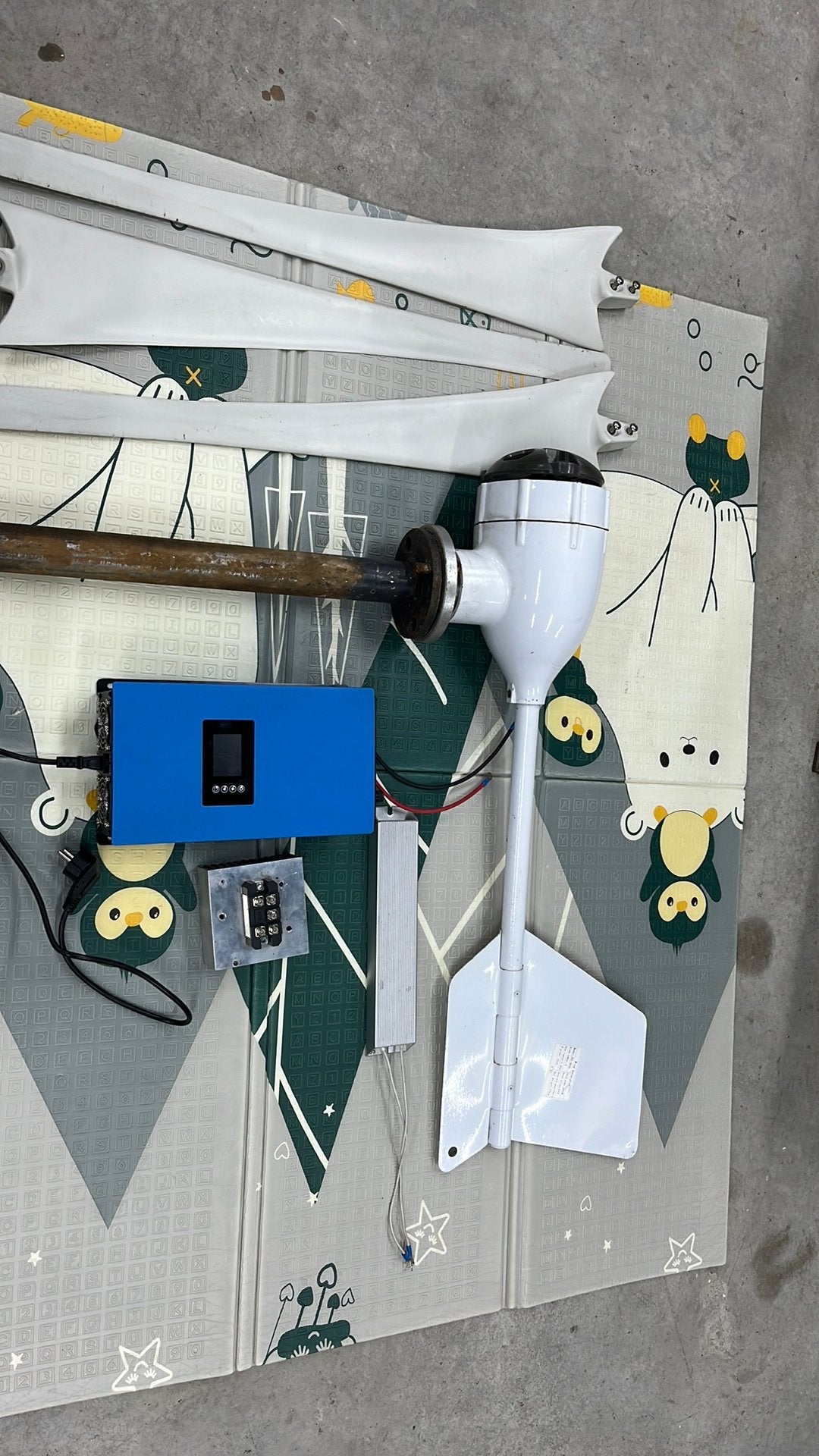 Windmolen incl omvormer 230V plug and play, Ophalen, Gebruikt, Overige typen