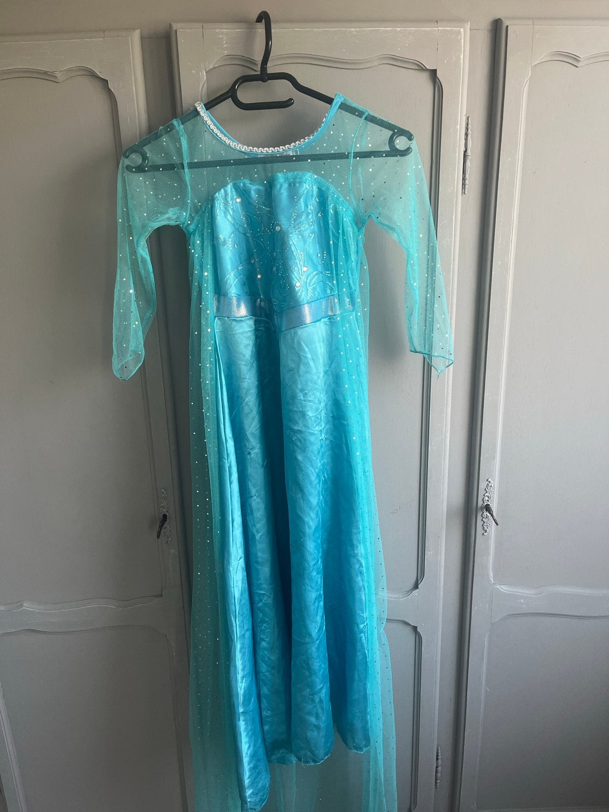 Elsa jurk met accessoires - Frozen verkleedset, maat 140, Ophalen of Verzenden, Gebruikt, 134 t/m 140, Meisje