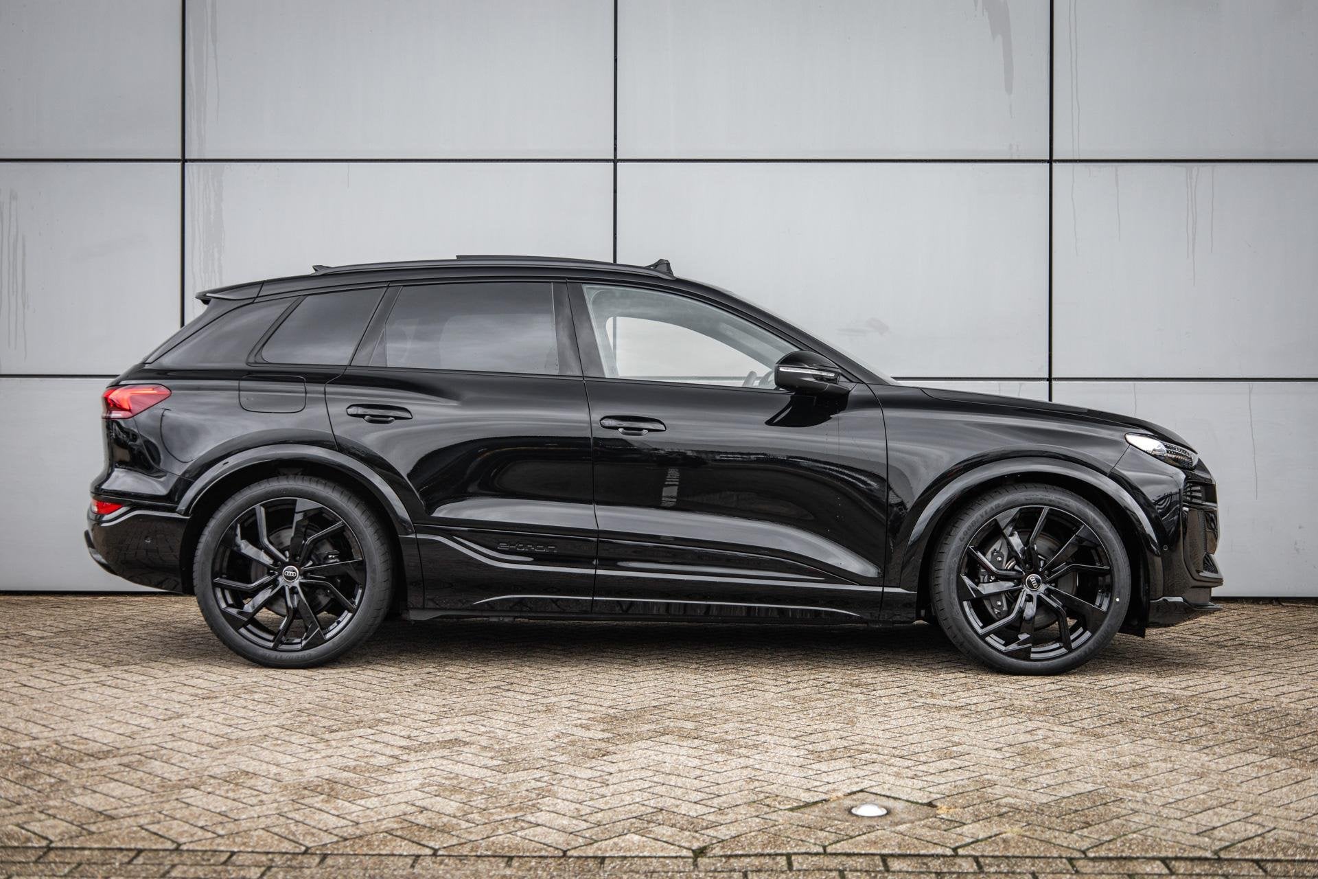 Audi SQ6 e-tron 490pk quattro 100 kWh | Panoramadak | Luchtv, Auto's, Automaat, Gebruikt, Leder, SUV of Terreinwagen