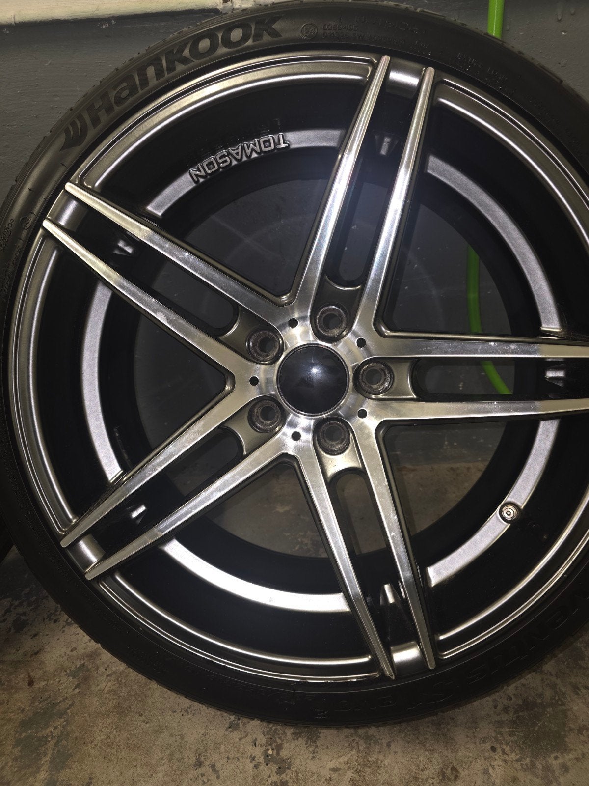 19 inch velg tomasen met Hankook zomerbanden, Auto-onderdelen, Banden en Velgen, 19 inch, Gebruikt, Banden en Velgen, Ophalen of Verzenden