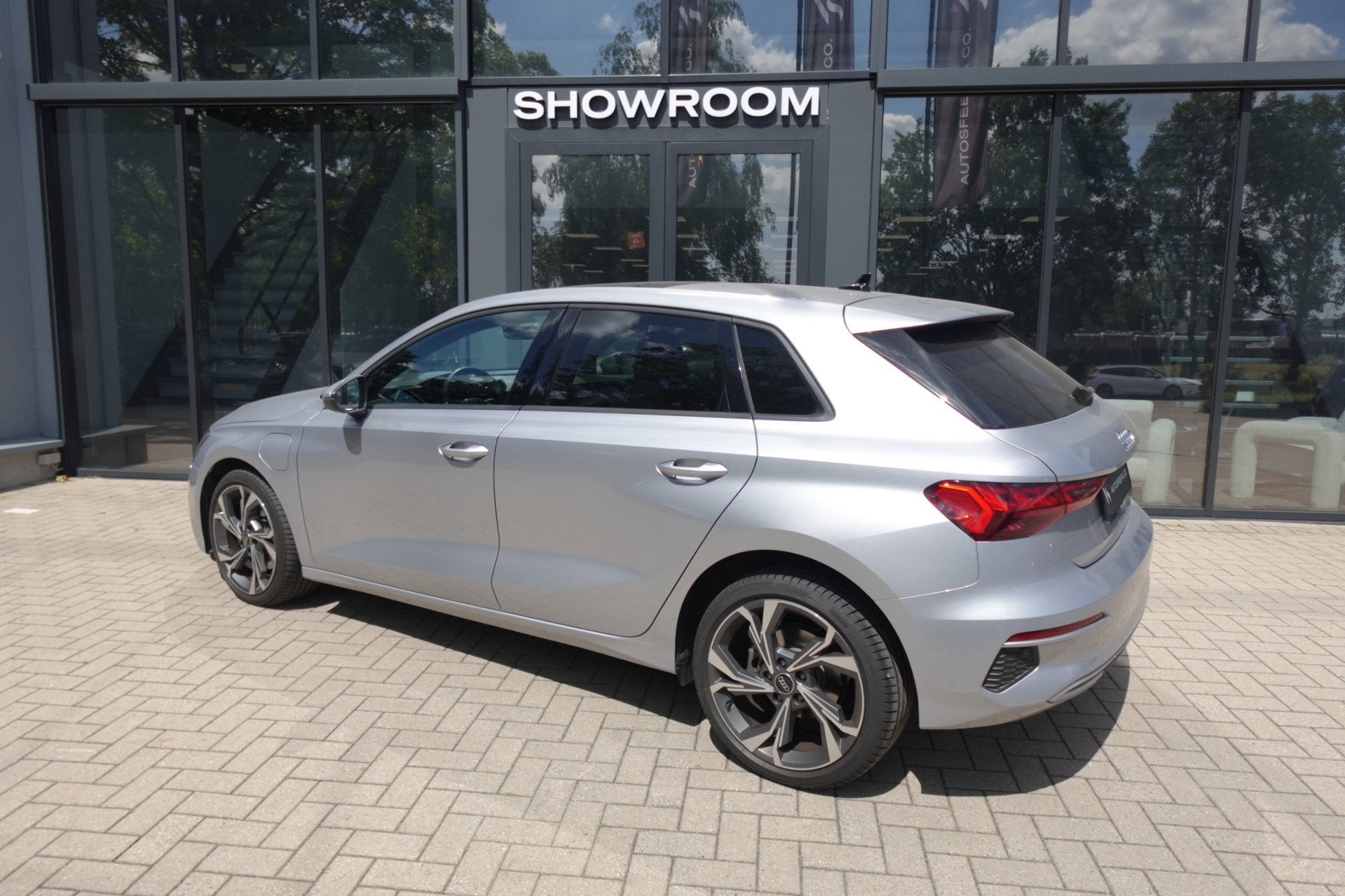 Audi A3 Sportback 40 TFSI e ACC CAMERA PANO VOL', Zwart, 4 cilinders, 150 pk, Adaptive Cruise Control