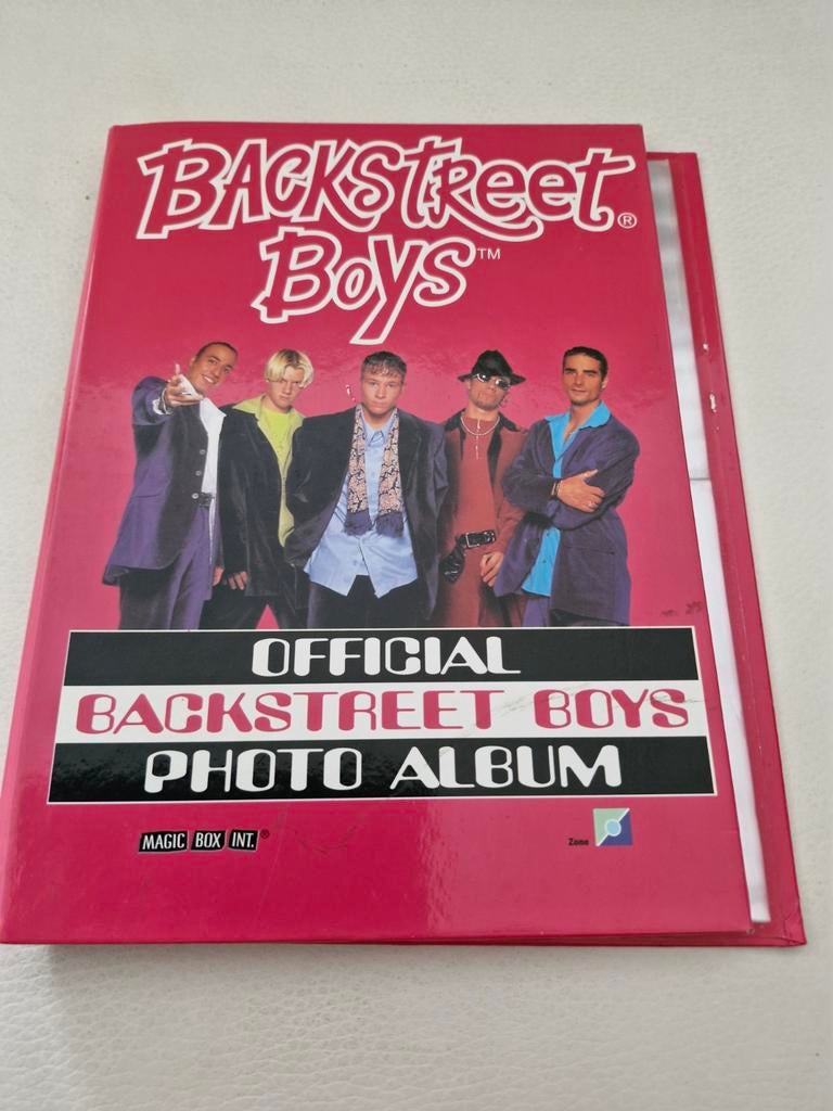 Backstreet Boys Official Photo Album, Boeken, Ophalen of Verzenden