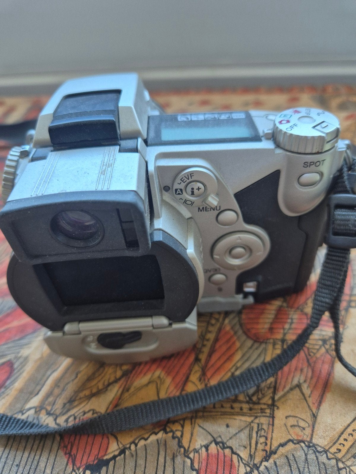 Minolta Dimage 7 Digitale Camera - Zilver, Gebruikt, Minolta, Compactcamera, Draagriem