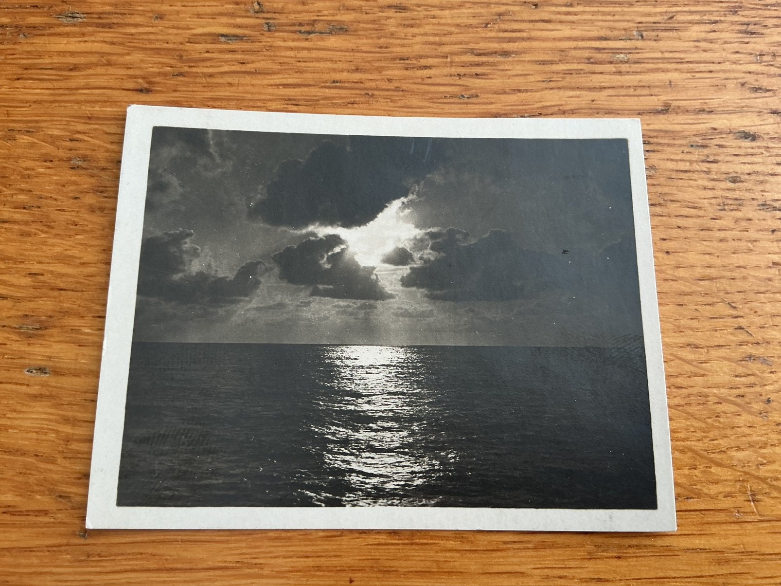 O590 zee wolken, Ophalen of Verzenden, Voor 1940, Zo goed als nieuw