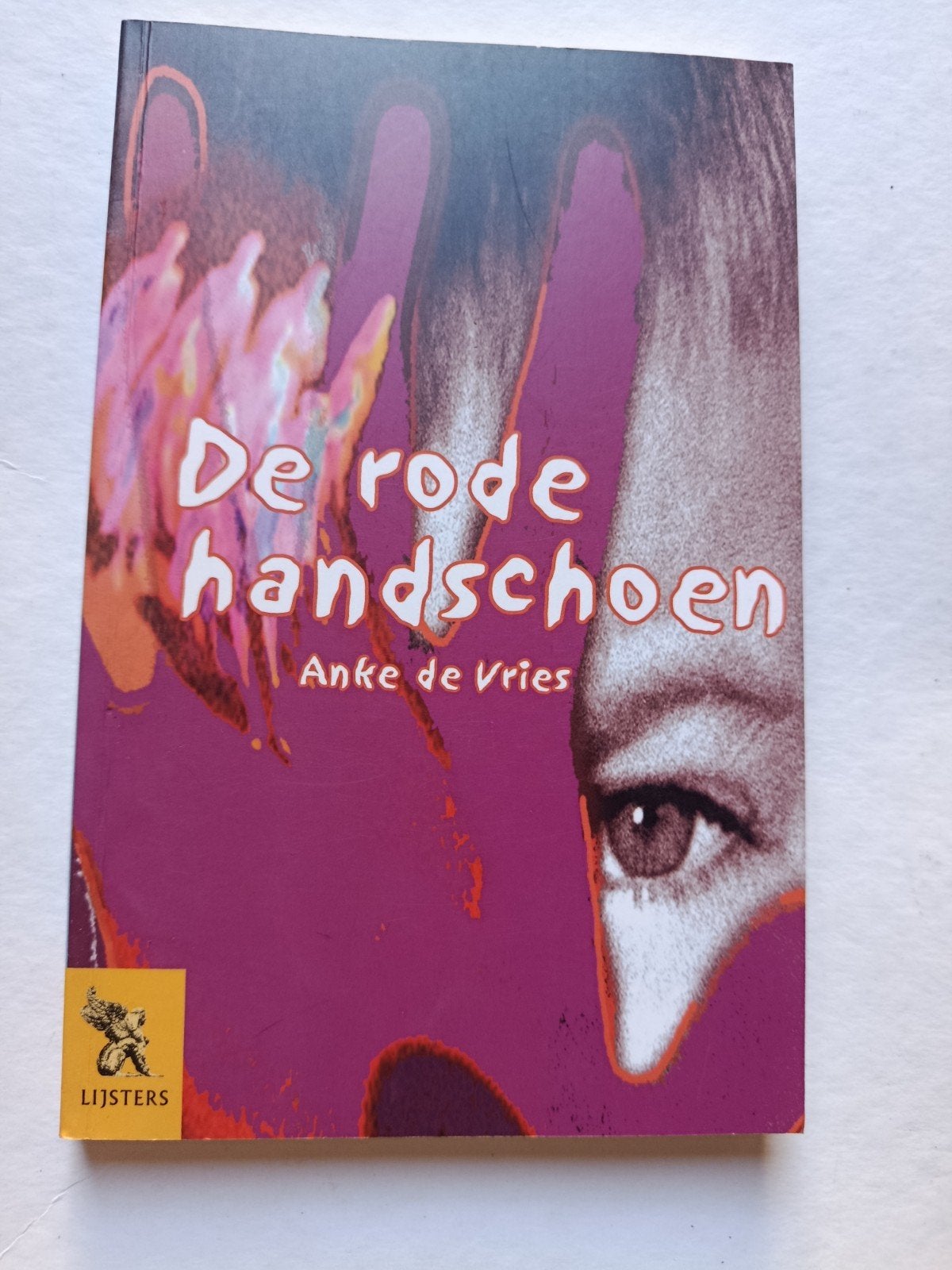 De Rode Handschoen - Anke de Vries (Jeugdboek WOII), Ophalen of Verzenden, Zo goed als nieuw, Anke de Vries, Fictie
