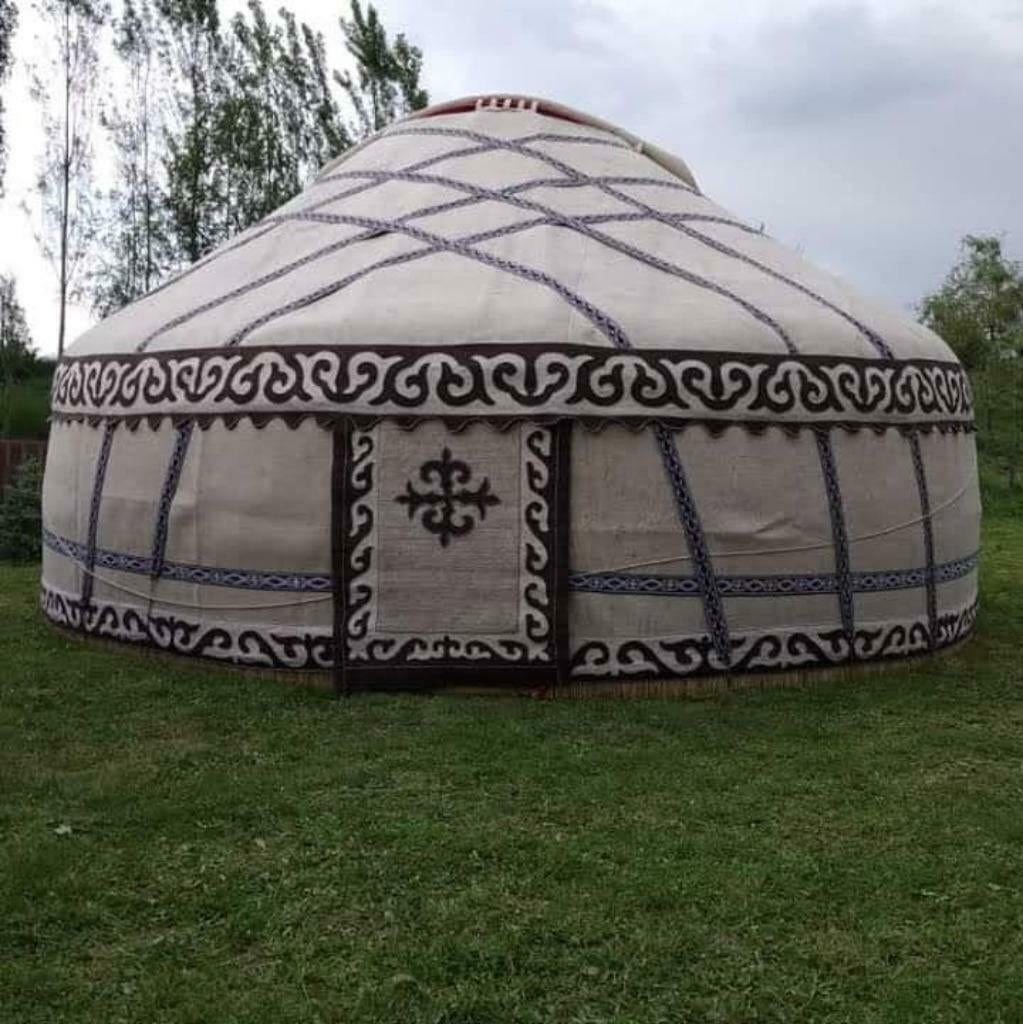 Traditionele Kirgizische yurt - maat L, Caravans en Kamperen, Ophalen of Verzenden, Nieuw, Meer dan 6