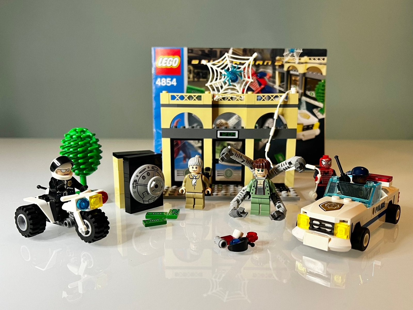 LEGO Spider-Man 2  Doc Ock's Bank Robbery 4854-1 (2004), Overige thema's, Lego, Compleet, Ophalen of Verzenden