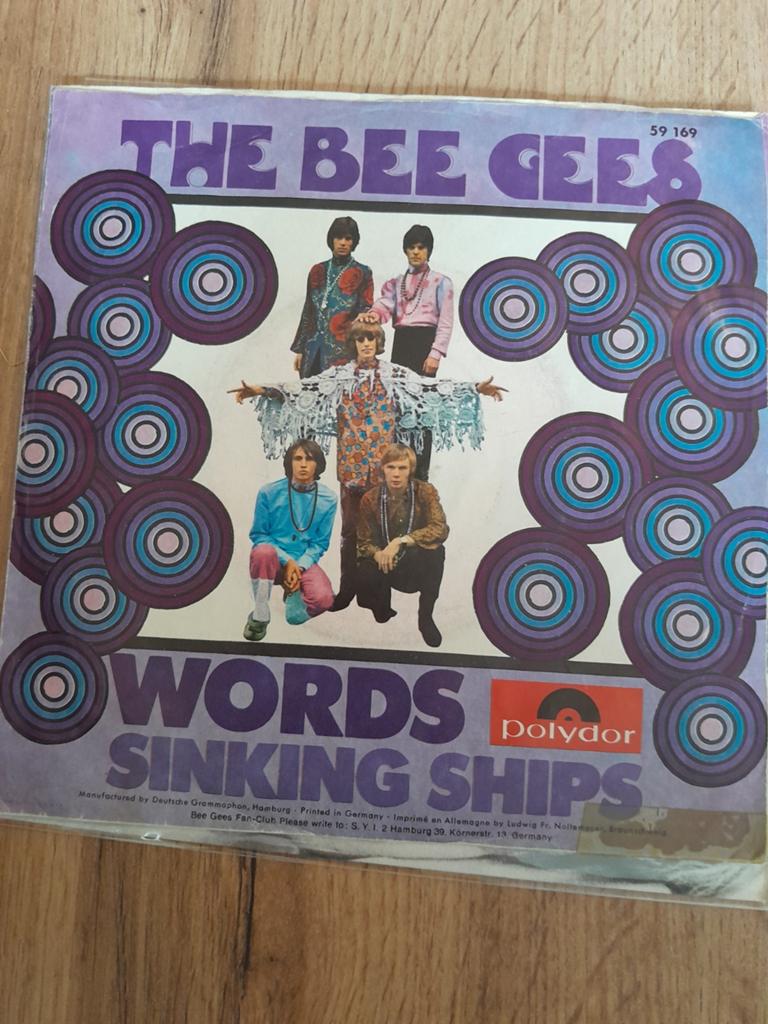 The bee gees 7 inch words, Ophalen of Verzenden, Zo goed als nieuw, Pop