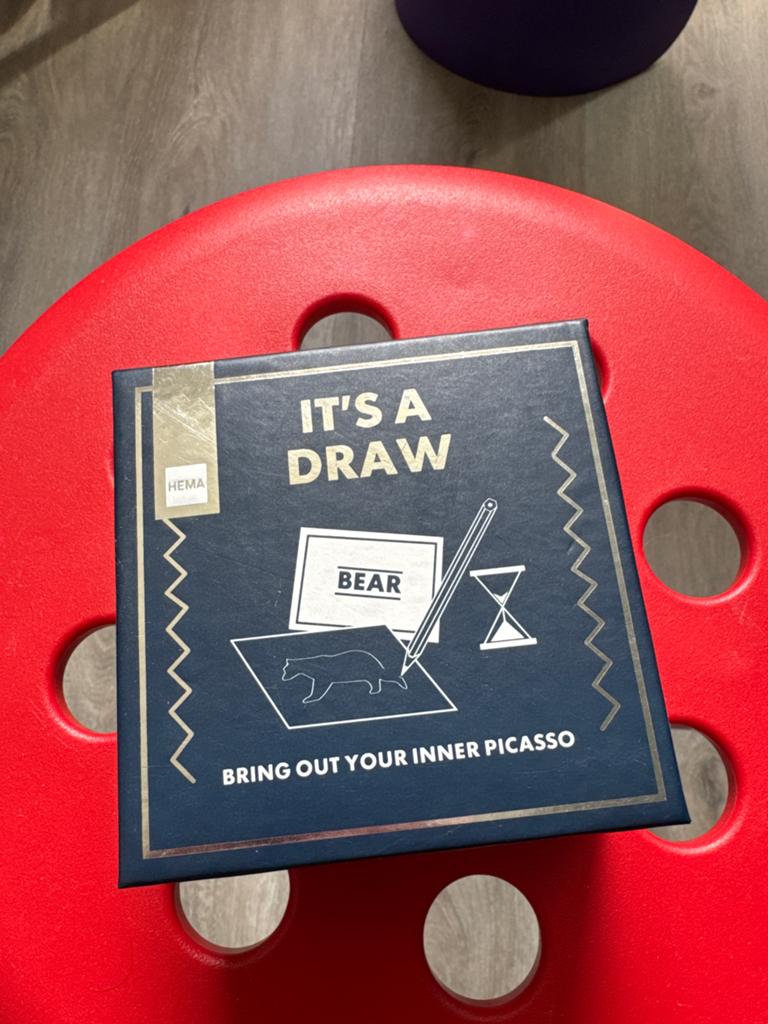 Hema It's a Draw Tekenspel - Breng je innerlijke Picasso naa, Ophalen of Verzenden, Zo goed als nieuw