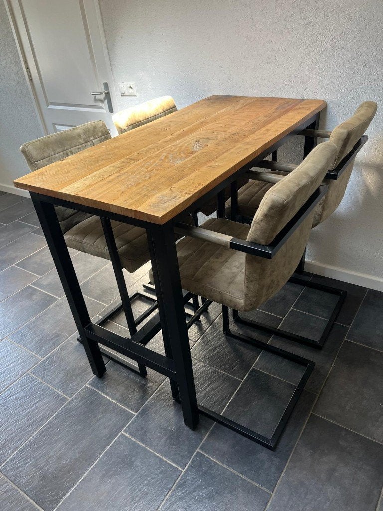 bartafel met 4 barkrukken, Ophalen, Zo goed als nieuw