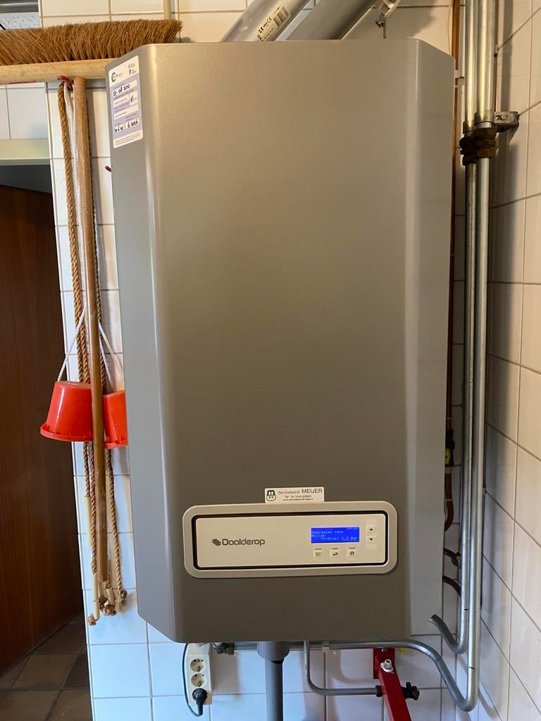Daalderop cv ketel met boiler., Cv-ketel of Combi-ketel, Ophalen of Verzenden, Zo goed als nieuw, 60 tot 150 cm