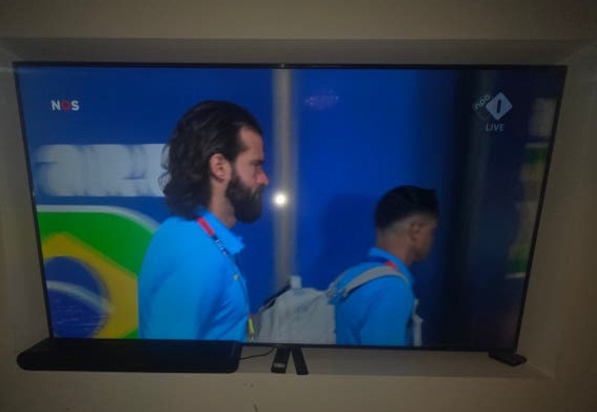 Samsung 70 inch Smart TV, Ophalen of Verzenden, Zo goed als nieuw, Samsung, 100 cm of meer