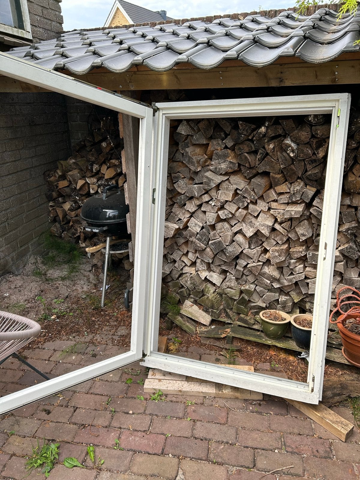 Draai/kiep raamkozijn van hardhout, Doe-het-zelf en Verbouw, Ophalen, Gevelraam of Ruit, Gebruikt, 80 tot 120 cm