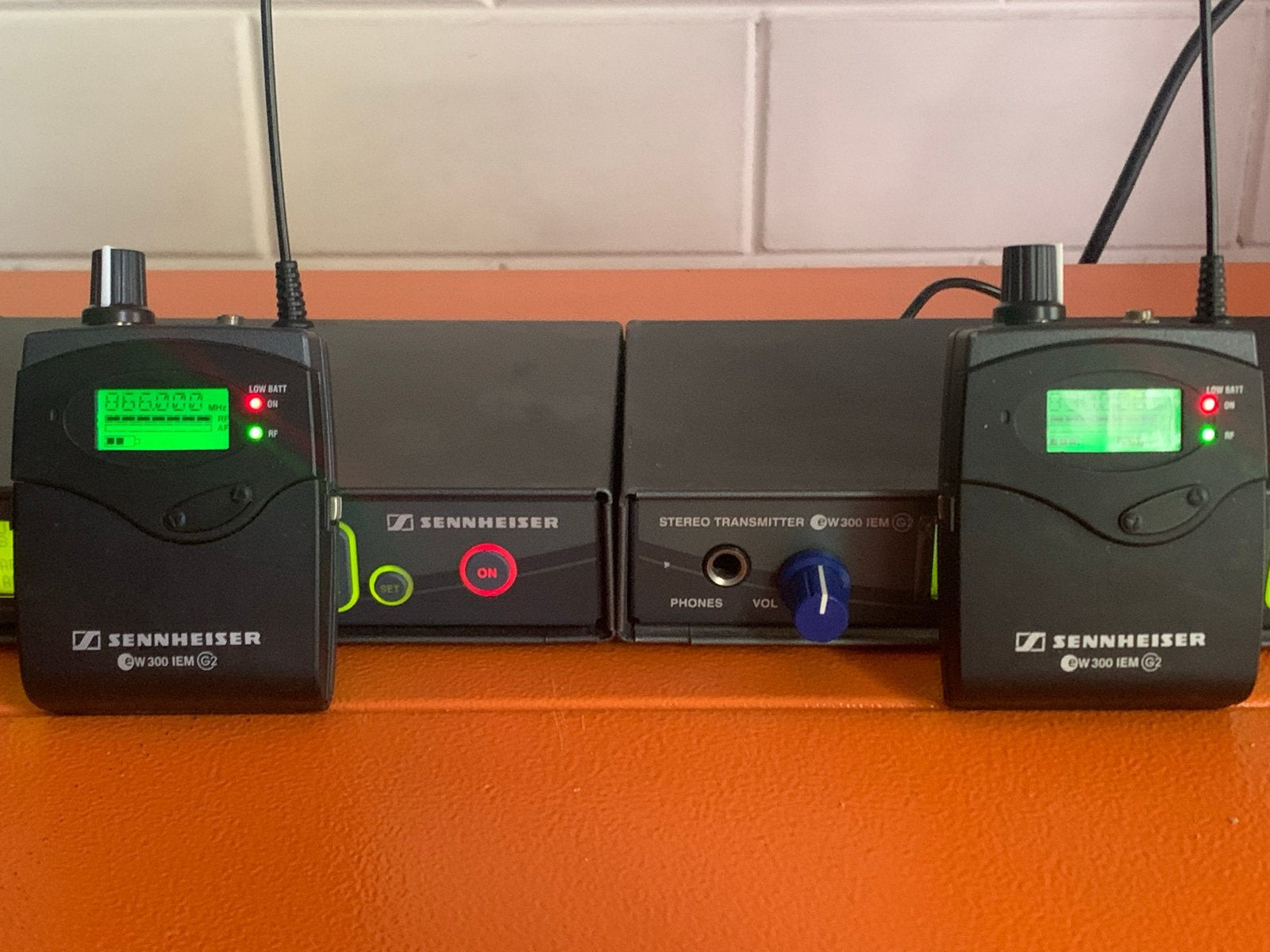 Dubbele Sennheiser 300 IEM G2 set - Plug & Play, Muziek en Instrumenten, Microfoons, Ophalen of Verzenden, Zo goed als nieuw, Overige typen