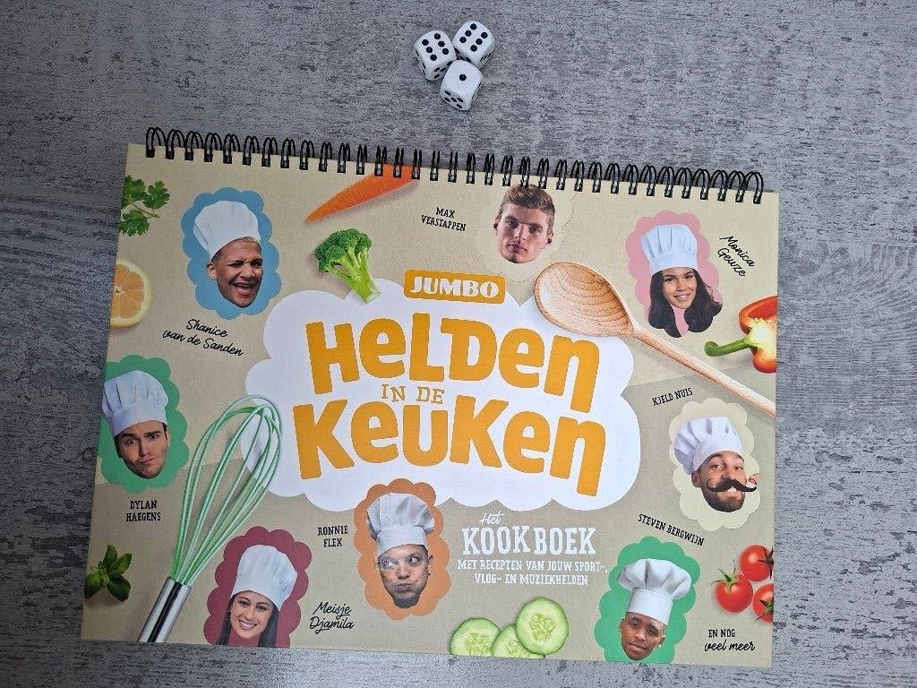 Jumbo Helden in de keuken COMPLEET in boek plus 286 stickers, Ophalen of Verzenden, Zo goed als nieuw, Meerdere, Nederland en België