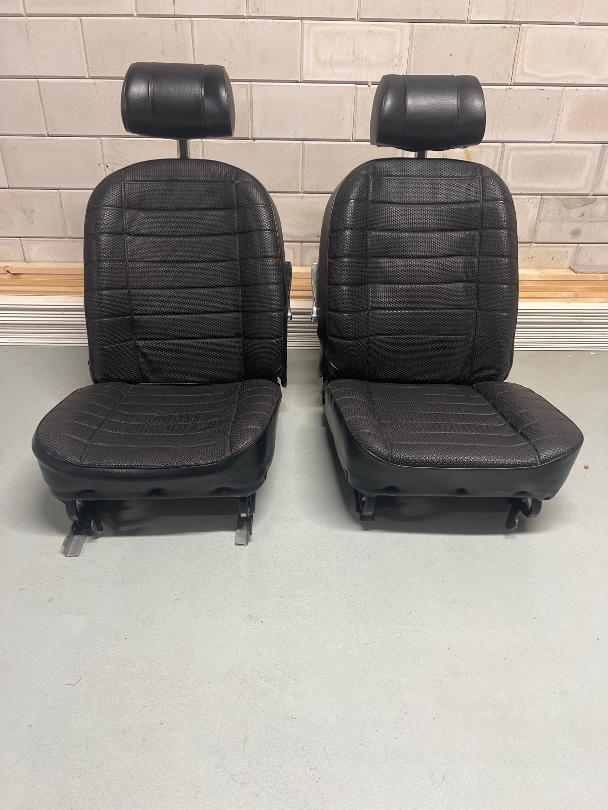 MG B stoelen in nieuwstaat met rails - set van 2, Ophalen of Verzenden, Nieuw, MG