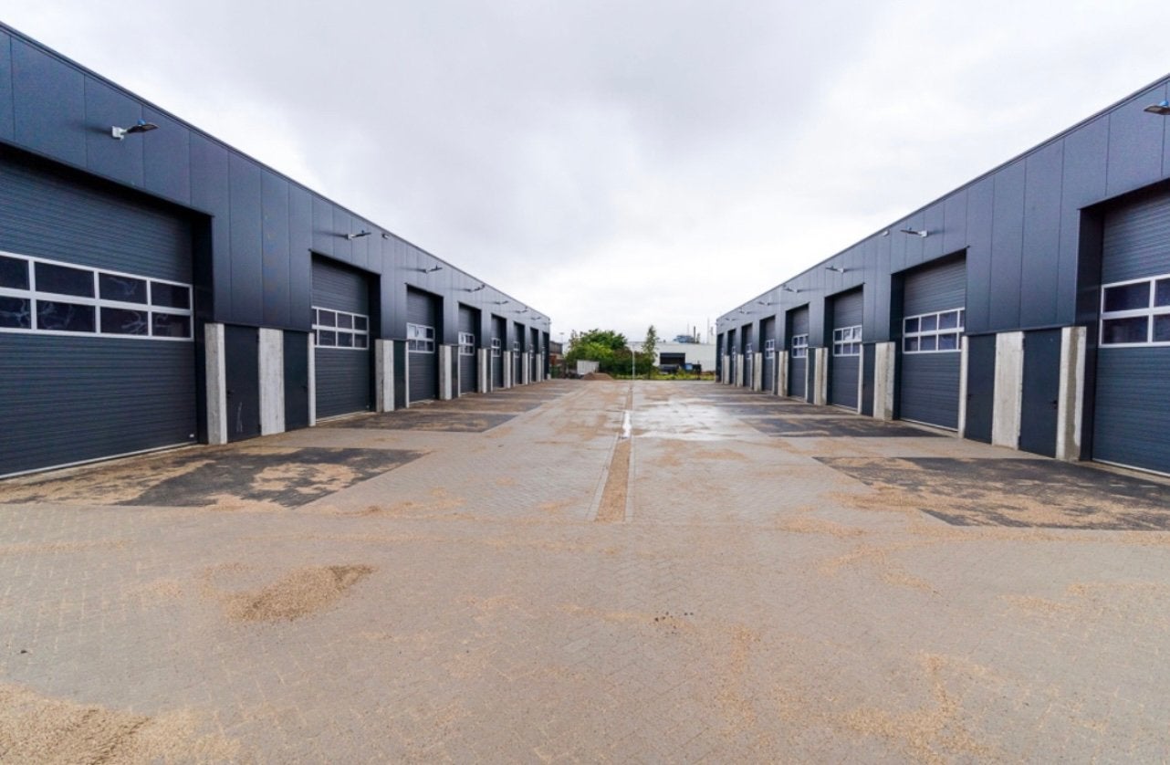 Bedrijfsunit 90 m2 te huur, Zakelijke goederen, 90 m², Huur, Bedrijfsruimte