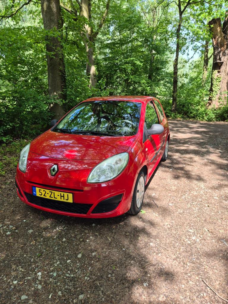 Renault Twingo 1.2 16V 2008 Rood, Auto's, Renault, Voorwielaandrijving, Twingo, 31 €/maand, 4 cilinders