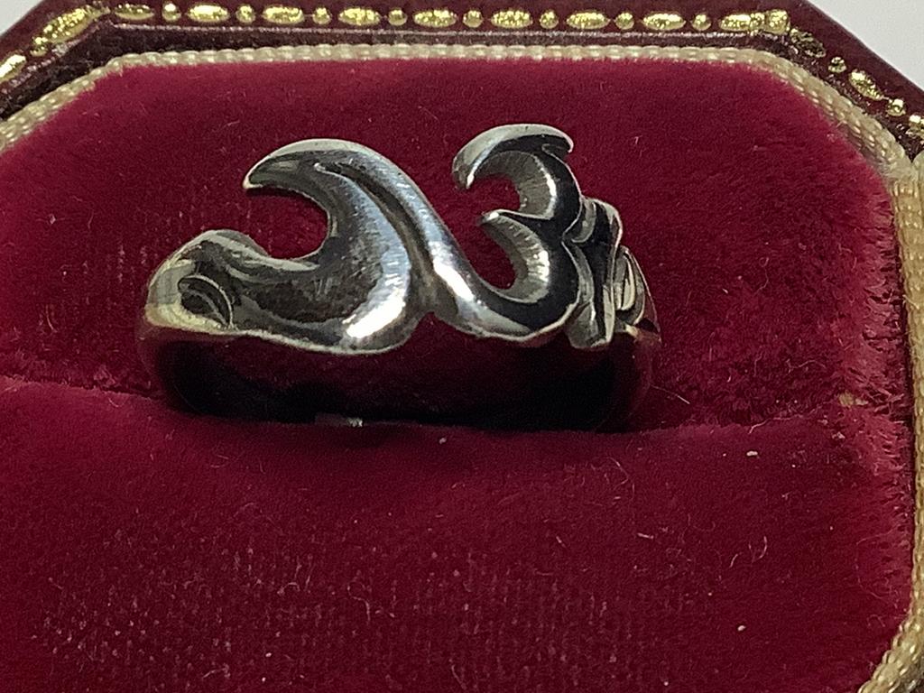 PRACHTIGE GEZAAGD, ZILVER 925  RING, Sieraden, Tassen en Uiterlijk, Antieke sieraden, Verzenden, Zilver, Ring